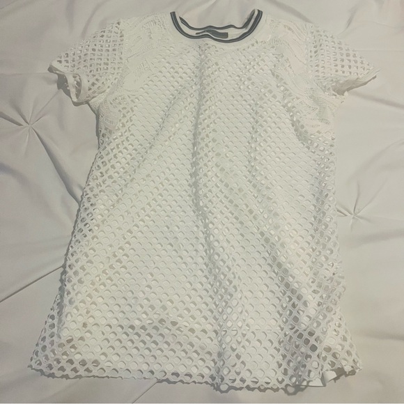 89th & Madison White Mesh Top Small - Picture 2 of 6